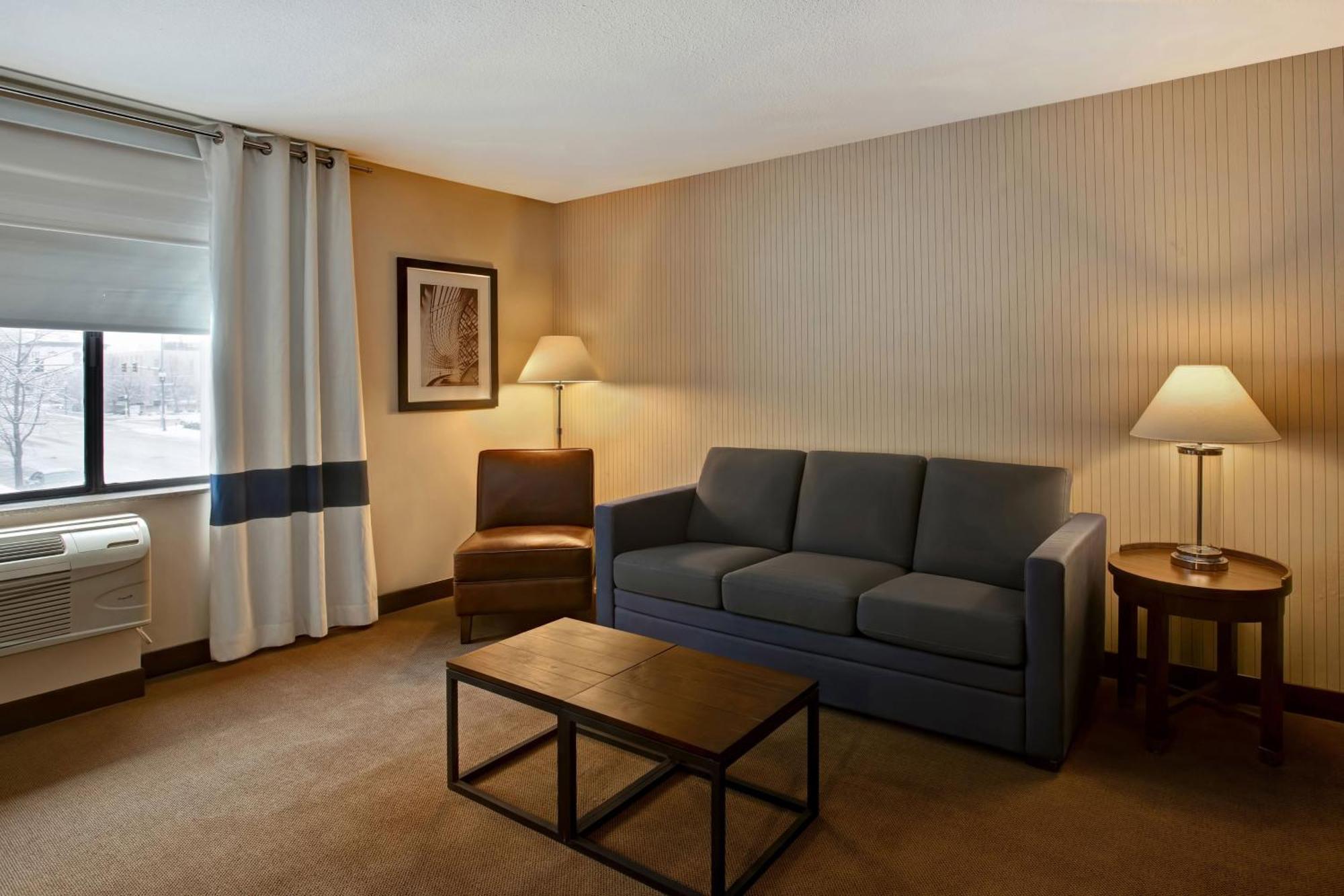 Four Points By Sheraton Peoria Bagian luar foto